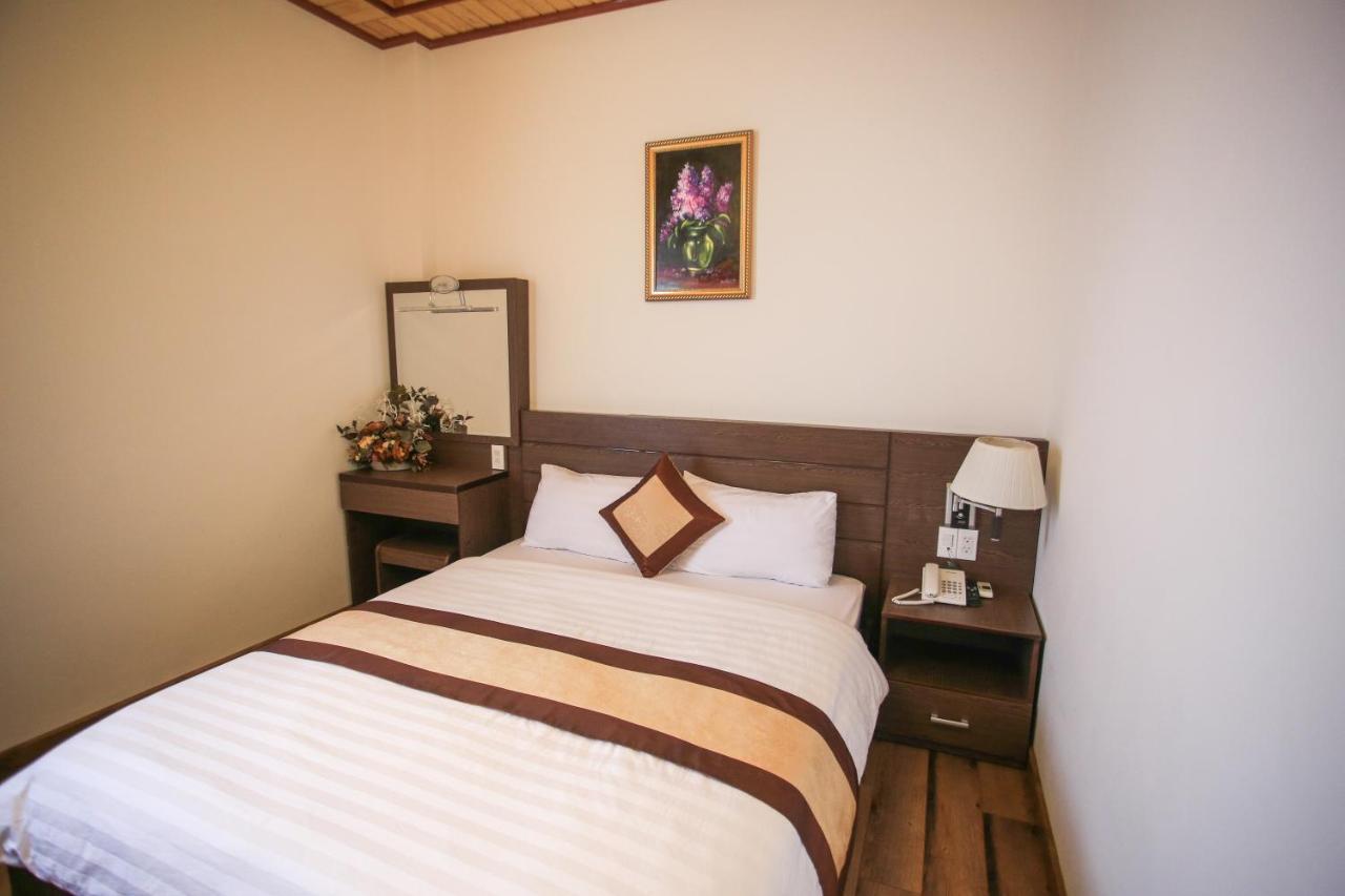 New Hampton Suits-Tam Xuan Centre Hotel Đà Lạt Exterior foto